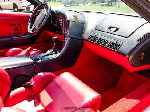 Used 1991 Chevrolet Corvette Convertible RWD image 24
