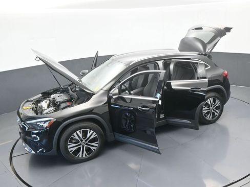 Used 2025 Mercedes-Benz GLA 250 image 62