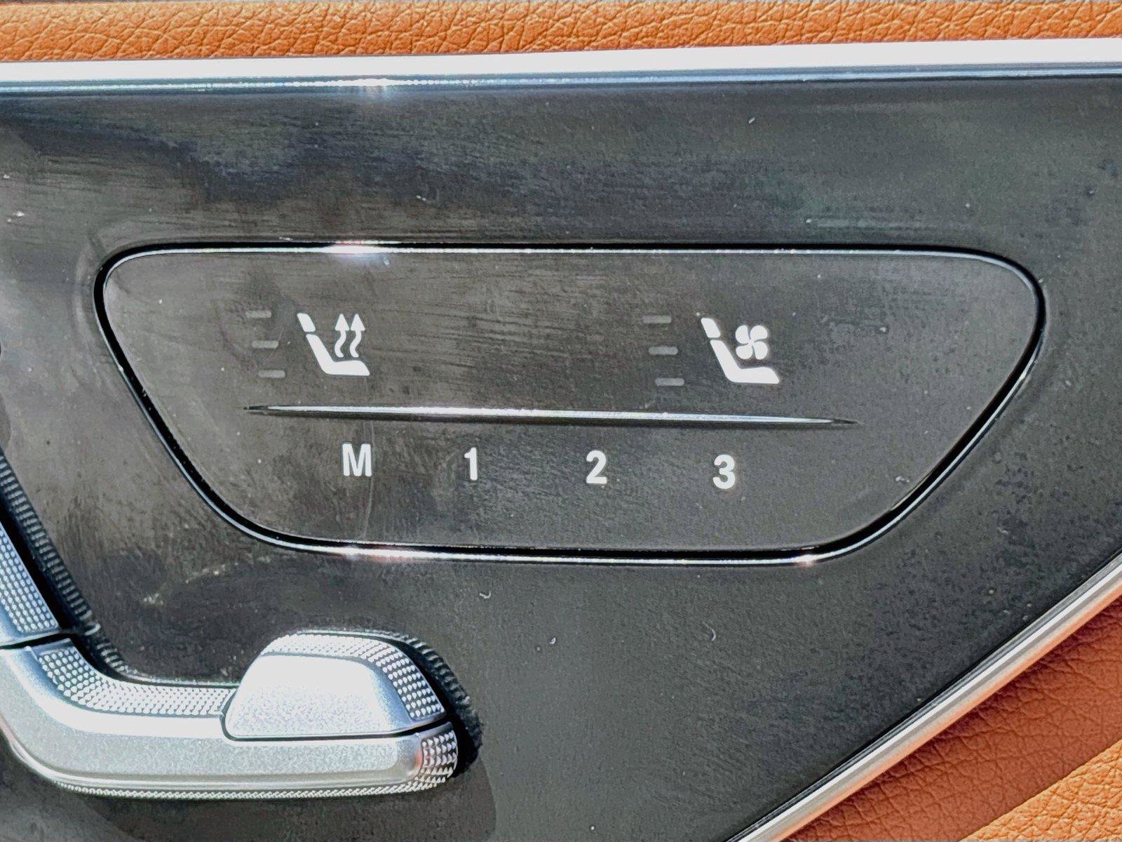 Used 2023 Mercedes-Benz GLC 300 w/ Exclusive Trim Package image 21
