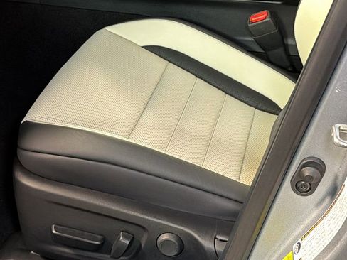 Used 2025 Lexus IS 350 F Sport w/ Navigation Package image 27