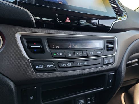Used 2023 Honda Ridgeline RTL-E image 24