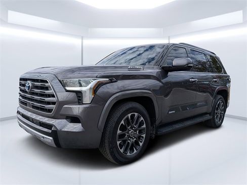 Used 2023 Toyota Sequoia Limited image 7