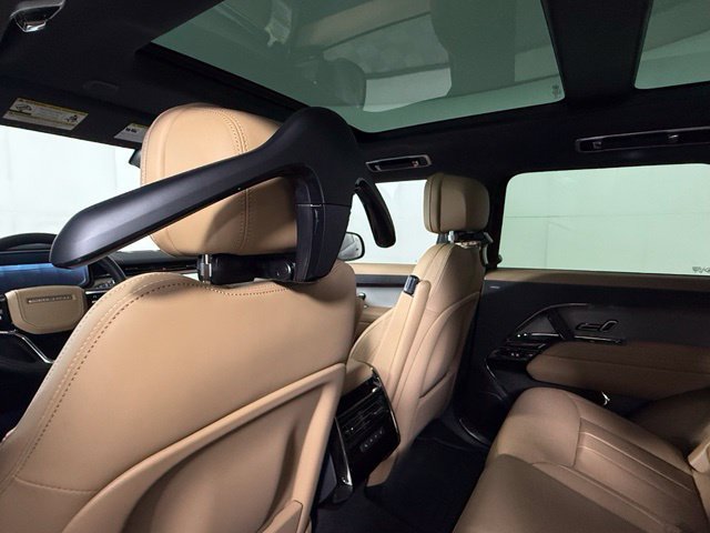 New 2027 Land Rover Range Rover Sport SE AWD/4WD image 25