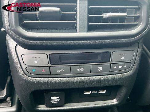 Used 2023 Honda Pilot Elite image 35