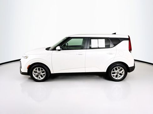 Used 2020 Kia Soul S image 7