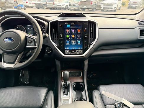 Used 2023 Subaru Ascent Touring image 21