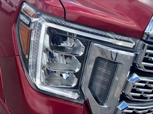 Used 2022 GMC Sierra 2500 Denali AWD/4WD image 27