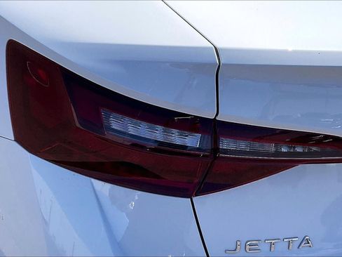 Used 2024 Volkswagen Jetta S FWD image 27