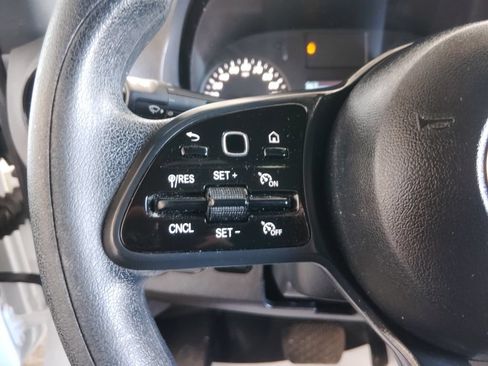 Used 2023 Mercedes-Benz Sprinter 2500 image 23