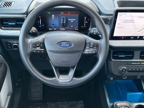 New 2025 Ford Maverick XLT image 14