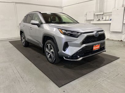 Used 2023 Toyota RAV4 SE w/ Weather & Moonroof Package