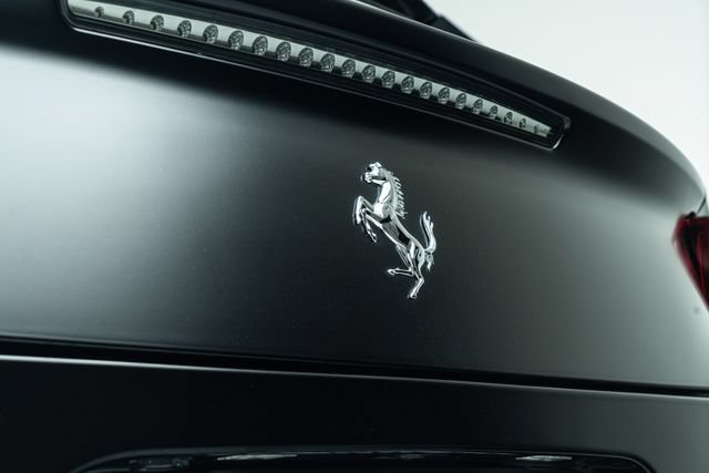 Used 2018 Ferrari GTC4Lusso T RWD image 18