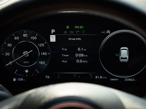 Used 2024 Kia Sportage SX image 26