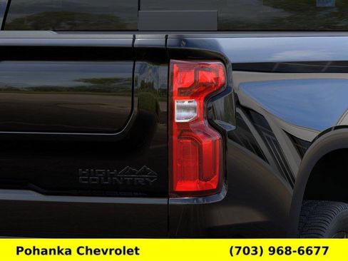 New 2026 Chevrolet Silverado 1500 High Country w/ High Country Premium Package AWD/4WD image 11