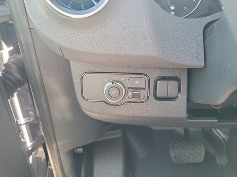 Used 2026 Mercedes-Benz Sprinter 2500 image 18