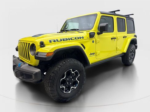 Used 2023 Jeep Wrangler Unlimited Rubicon 4xe w/ Cold Weather Group AWD/4WD image 11