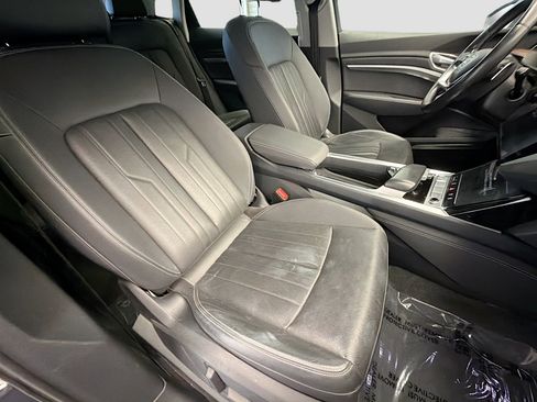 Used 2019 Audi e-tron Premium Plus AWD/4WD image 15