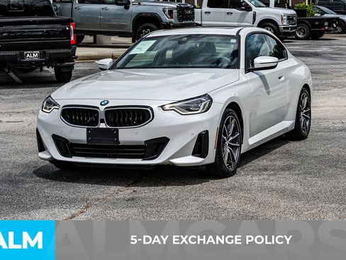 Used 2026 BMW 230i Coupe w/ Premium Package RWD image 3