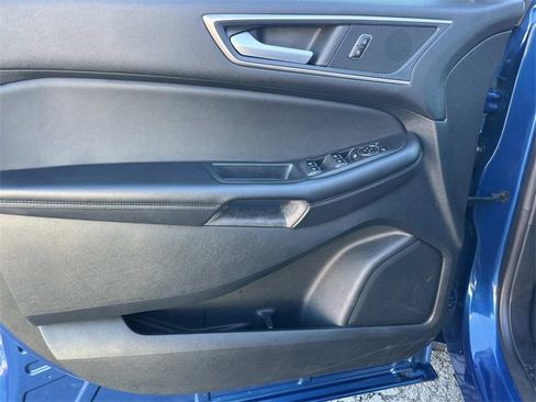 Used 2023 Ford Edge SEL image 26
