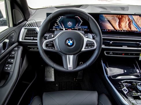New 2026 BMW X7 xDrive40i w/ Executive Package AWD/4WD image 10