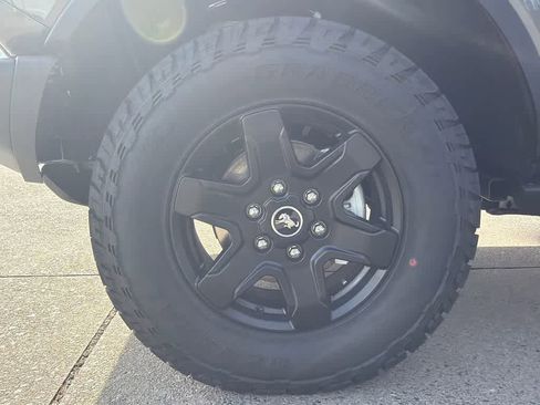 New 2025 Ford Bronco Big Bend w/ Black Diamond Package AWD/4WD image 9
