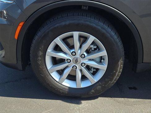 Used 2021 Dodge Durango SXT w/ 3rd Row Seating Group RWD image 24