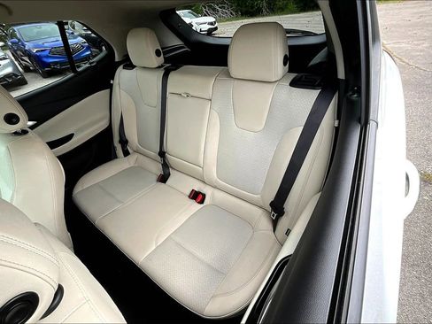 Used 2022 Buick Encore GX Select image 35