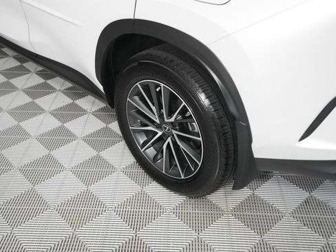 Certified 2025 Lexus NX 250 FWD w/ Accessory Package (2T) image 8