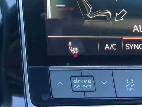 Used 2021 Audi Q7 2.0T Premium w/ Convenience Package image 22