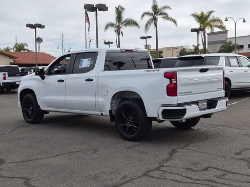 Used 2023 Chevrolet Silverado 1500 Custom AWD/4WD image 6
