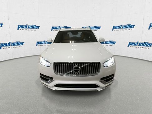 Used 2021 Volvo XC90 T8 Inscription w/ Protection Package Premier AWD/4WD image 3