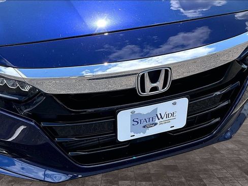 Used 2018 Honda Accord Touring image 29