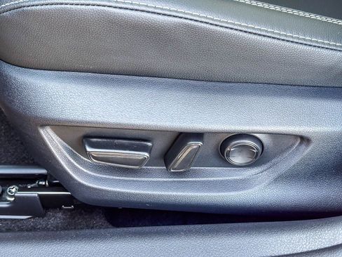 New 2026 Toyota Camry Hybrid FWD image 23