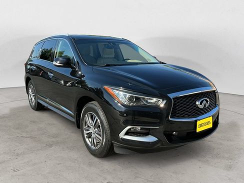 Used 2016 INFINITI QX60 Luxe w/ Premium Plus Package AWD/4WD image 3