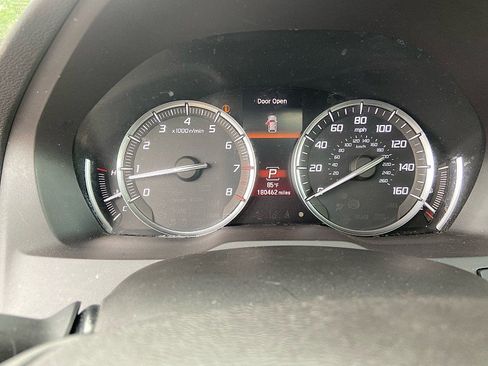 Used 2017 Acura MDX w/ Technology Package AWD/4WD image 10
