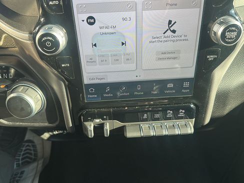 Used 2024 RAM 2500 Big Horn w/ Night Edition image 18