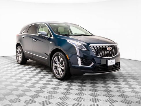 New 2026 Cadillac XT5 Premium Luxury w/ Driver Assist Package AWD/4WD image 7