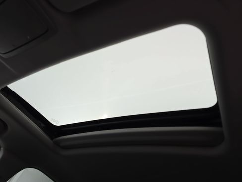 Used 2017 Honda CR-V Touring image 30