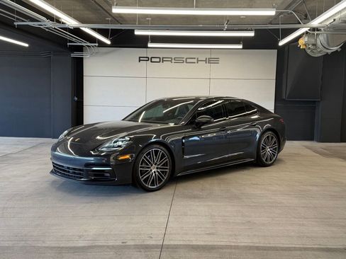 Certified 2018 Porsche Panamera 4S image 1