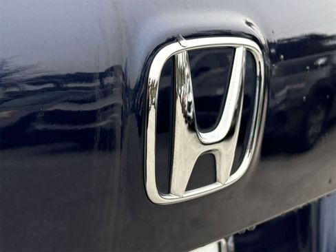 Used 2017 Honda Pilot EX image 10