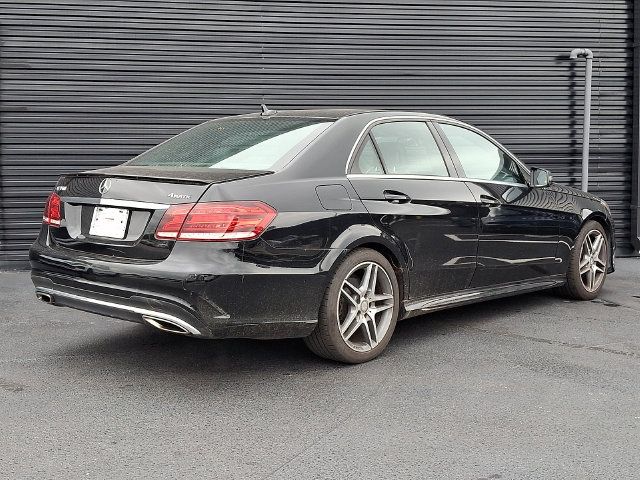 Used 2014 Mercedes-Benz E 350 4MATIC Sedan image 7