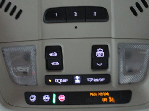 Certified 2022 GMC Terrain Denali image 33