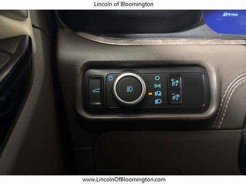 Used 2022 Ford Explorer Platinum w/ Equipment Group 601A image 33