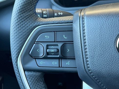 New 2026 Toyota Sequoia Platinum AWD/4WD image 28