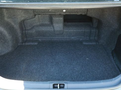 Used 2014 Toyota Camry XLE w/ Leather Package image 10