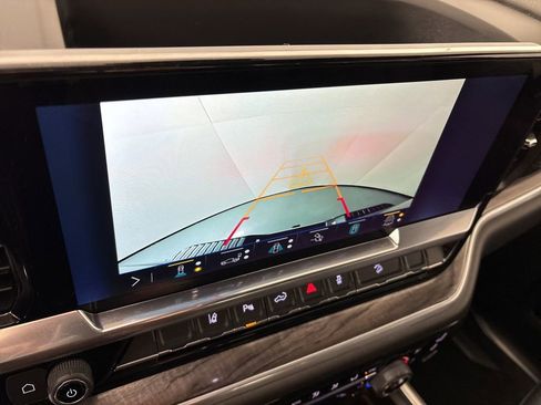 Used 2025 Chevrolet Silverado 2500 LTZ w/ LTZ Premium Package image 38