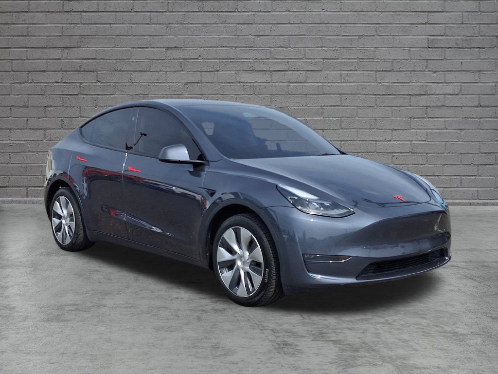 Used 2023 Tesla Model Y Long Range AWD/4WD image 1