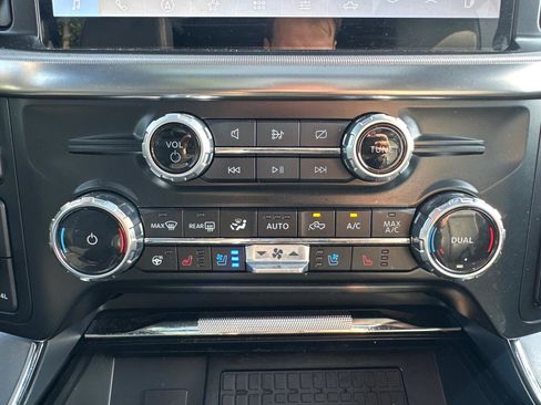 Used 2024 Ford F150 Lariat w/ Equipment Group 502A High AWD/4WD image 19