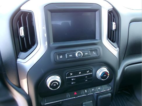 Used 2022 GMC Sierra 3500 Pro w/ Convenience Package RWD image 12