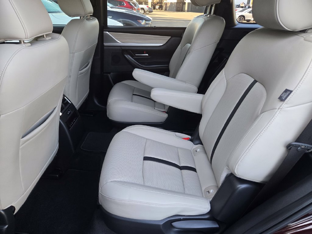 Certified 2025 MAZDA CX-90 Plug-In Hybrid w/Premium Sport AWD/4WD image 13
